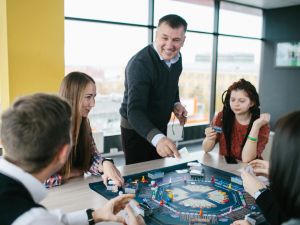 Обучение взрослых: как использовать игровые подходы в корпоративном обучении?